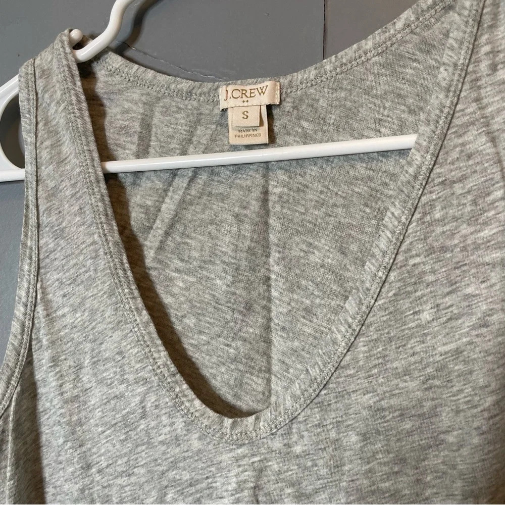 JCrew heather gray vneck tank top women’s size small - Picture 4 of 9